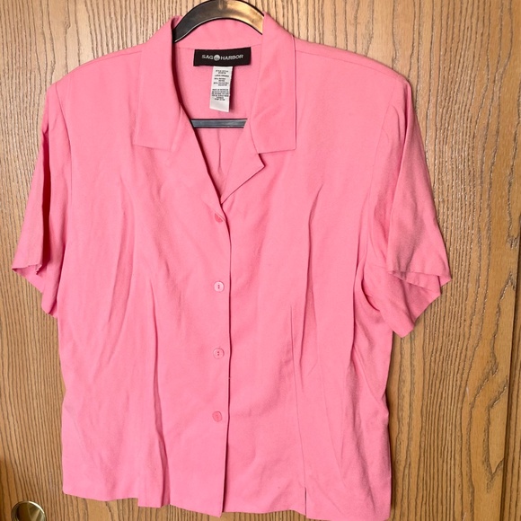 SAG HARBOR WOMENS BUTTON FRONT TOP PINK SIZE L COLLAR SHORT SLEEVE - Picture 2 of 4